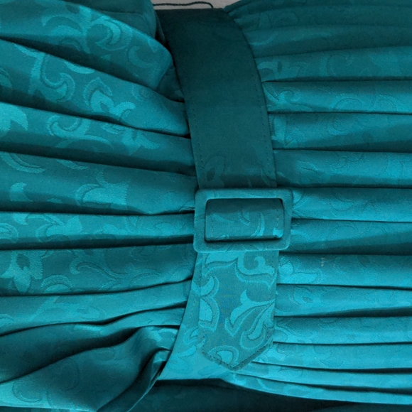 Vintage Turquoise Pleated Dress - Picture 3 of 6